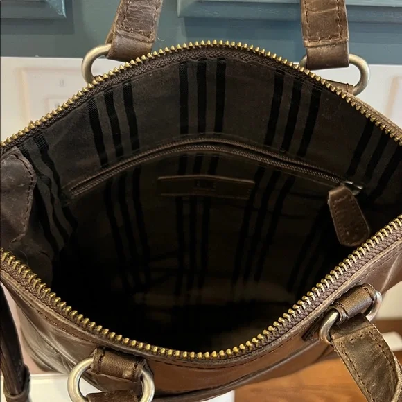 Frye Brown Leather Tote Bag - Classic Crossbody Carry - Picture 4 of 12